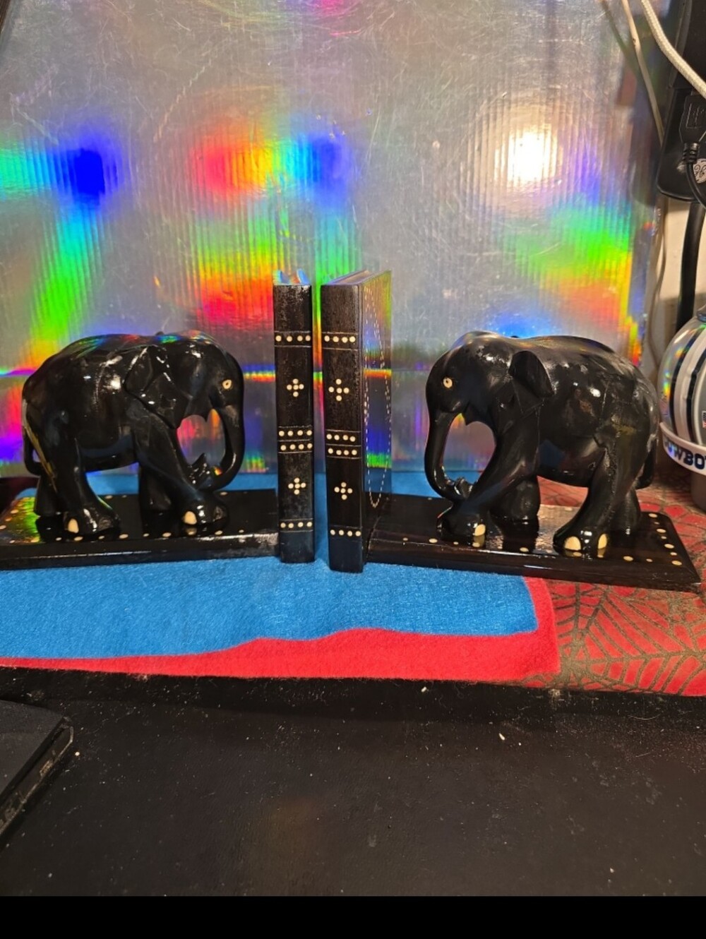 052626 Vintage Hand-Carved Dark Wood Elephant Bookends - 6" MCM Tropical Hardwoo